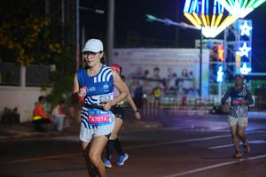 BIB: 
                            <button type="button" onclick="openModal(24419818)" class="btn btn-primary btn-sm float-right btn-popup" data-toggle="modal" data-target=".modal-high-quality">
                        <i class="fas fa-shopping-cart"></i> Add to Cart
                    </button>
                                            <button type="button" onclick="isThisMe(24419818, true)" class="btn btn-success btn-sm float-right btn-popup btn-isme hidden" data-toggle="tooltip" data-placement="bottom" title="นี่คือรูปของคุณใช่ไหม คลิกที่นี่เพื่อเอาเข้าอัลบั้ม">
                        <i class="fas fa-plus"></i> Add to album
                    </button>
                    <button type="button" onclick="isThisMe(24419818, false)" class="btn btn-warning btn-sm float-right btn-popup btn-isnotme hidden">
                        <i class="fas fa-ban"></i> Remove from album
                    </button>